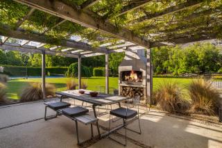 Wharenui Holiday Home by MajorDomo - 8