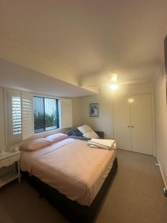 Jetty House Near Beach - 6