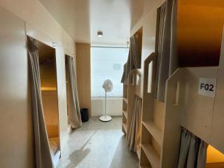 Meow Hero Youth Hostel - 9