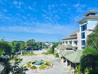 โรงแรมสบายโฮเทล โคราช - Nakhon Ratchasima - 1