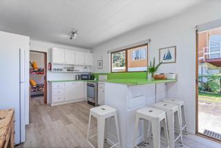 Ocean Whispers - Whitianga Holiday Home - 1