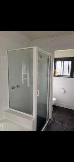 A Cozy 3BR Retreat! CBD, Garden, Pets & Parking - 8