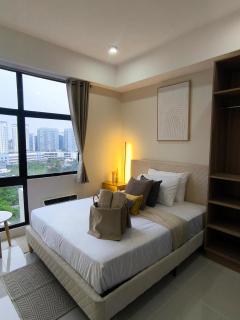 BH UrbanSky Condo - 0