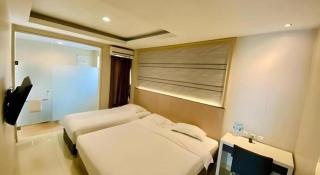 Sumi Hotel Simpang Lima Semarang - 4
