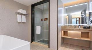 Huayang New Century International Hotel - 6