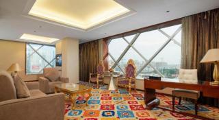 Oriental Glory Hotel - 9