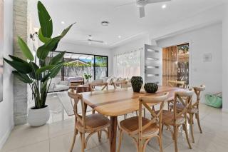 Palm Beach Retreat: Plunge Pool & Coastal Luxe - Gold Coast - 9
