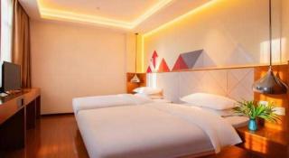 Borrman Hotel Zhongxiang Railway Station Mochou Village - 3