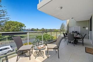 Ming 3 Beachfront on Marine Parade - 8