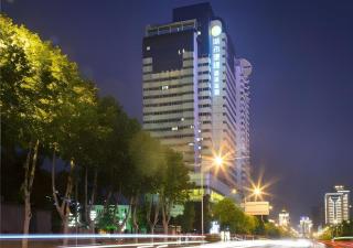 City Comfort Inn Wuhan Dream Times Baotong Temple Metro Station - 3