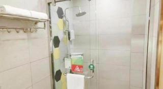 Vatica Hotel Hefei Yaohai Longgang Subway Station - 4