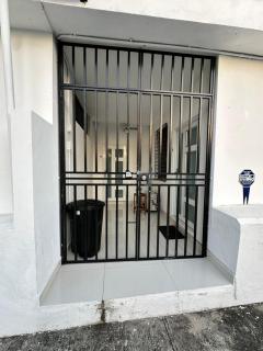 Kantares Guest 4 min Airport - 4