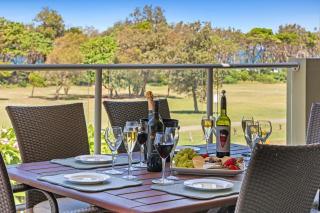 Ming 3 Beachfront on Marine Parade - 5