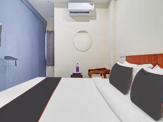 Hotel O SQUARE UNIQUE SUITES - 3