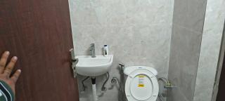 Hotel O by OYO Royal Palace - 2