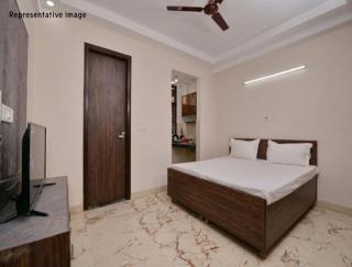 Hotel O V K Guest House - 2