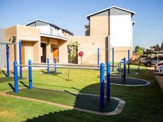 True Star at True North Modern 2 Bed Apartment - 3