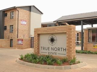 True Star at True North Modern 2 Bed Apartment - 2