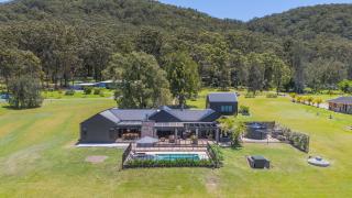 The House @ Crescent - 9