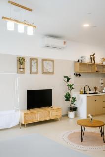 New Cozy Georgetown Studio - 3