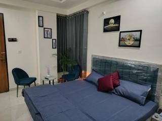 The Velvet Rooms - 4