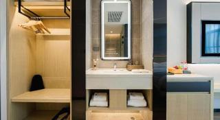 VX Hotel Hubei Wuhan Hongshan District 1st Guanggu Road - 1