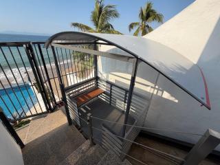 Amazing massive ph at olas altas by los muertos beachfront - 6