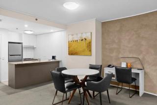 Oaks On Felix Street - CBD Comfort - 3