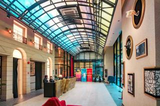 Scarletz Suites KLCC Rooftop Infinity Pool Near Twin Towers - 6