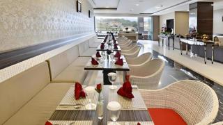 Travello Hotel Bandung - 9