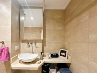 Charming Buenos Aires Apartment with City Views - 1