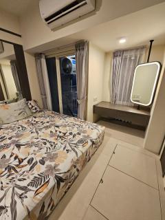 Studio Apartemen diatas Pakuwon City Mall Surabaya - 5