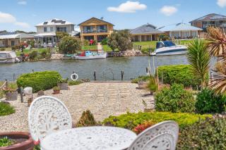 41 Britannia Pde Hindmarsh Island - Linen Included - 8