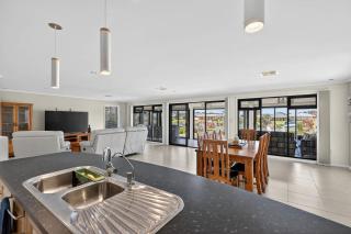 41 Britannia Pde Hindmarsh Island - Linen Included - 5