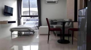 Sattahip 9 Boutique Hotel - 1