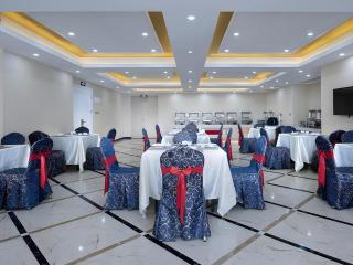 Vienna Hotel Guangdong Xinyi Jiaoyucheng River View - 7