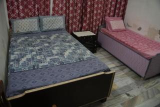 Shree Bihari ji Dham - 4