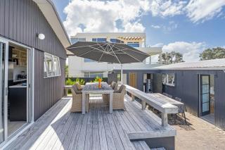 HINE100 - Hinemoa Haven - 4