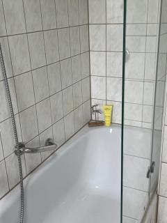 Schicke Ferien- und Monteurswohnung 53 qm Philippsburg - Filisburgo - 2