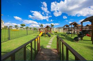 Cedar Square Apartment - 0