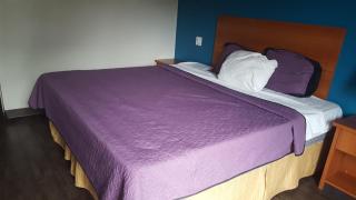 Avenue Motel - 8