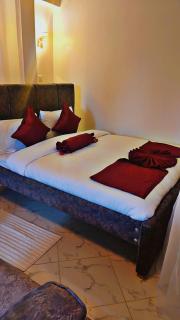 Downtown Retreat Homes - 3