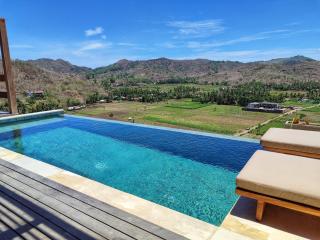 Villa Pantai Surga - Selong Belanak - 8