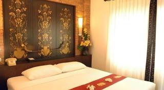 Holiday Garden Hotel - 2