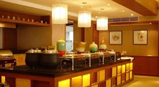 South China Laguna Hotel - 9