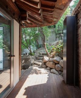 Side Hanok Residence - 1