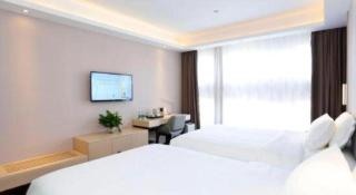 Lavande Hotel Bejing West Station South Square Lize Commercial Zone - 1