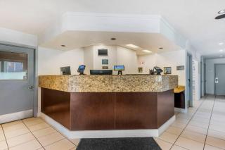 MainStay Suites St Louis - Galleria - 4