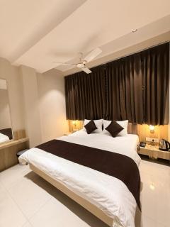 Hotel RK Residency - 7