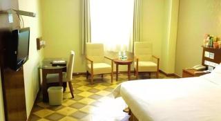 GreenTree Inn Rizhao Train Station - 7